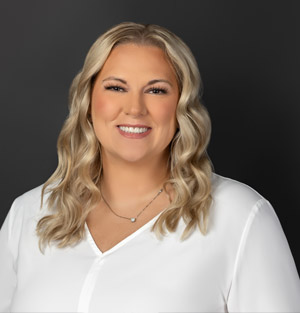Kelli Shoemaker's headshot